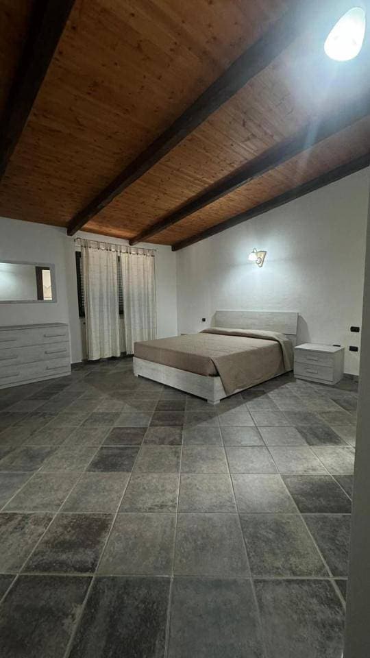 Foto 8 von 15: Three-Bedroom Apartment