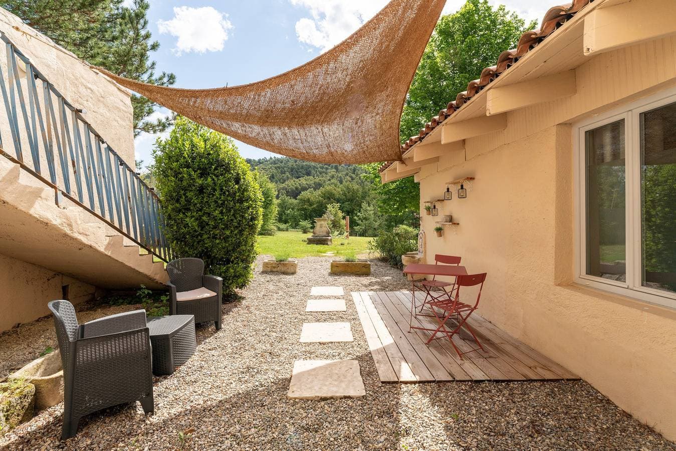 Foto 4 von 33: Gîte mit Pool am Fuße der Weinberge im Luberon – Maison Marvic Laurier T2
