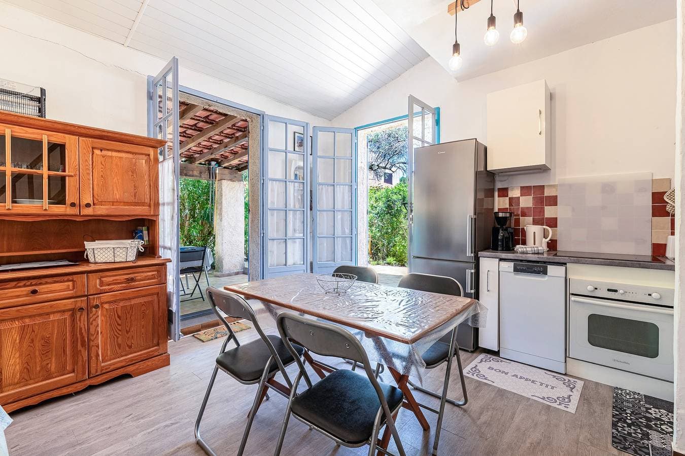 Foto 10 von 15: Ferienhaus für 5 Personen mit Terrasse