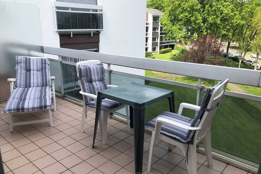 Foto 13 von 13: T2 43m2 very bright, close to shops, private parking, janitor