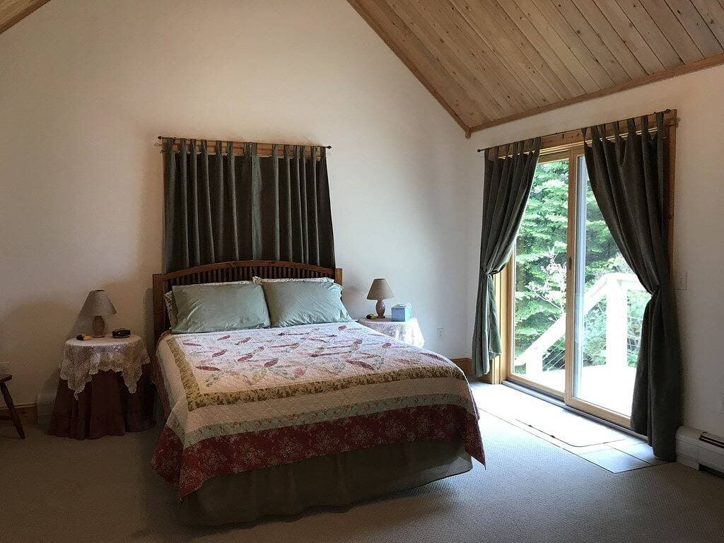 Foto 4 von 49: Makelloses Cottage mit 4 Schlafzimmern und Blick auf Acadia in der Western Bay