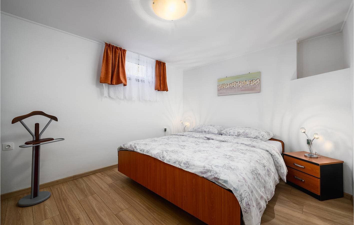 Foto 9 von 37: Reizendes Apartment mit einem Schlafzimmer, Pool, Parkplatz und Terrasse in der Nähe des Flusses Raša
