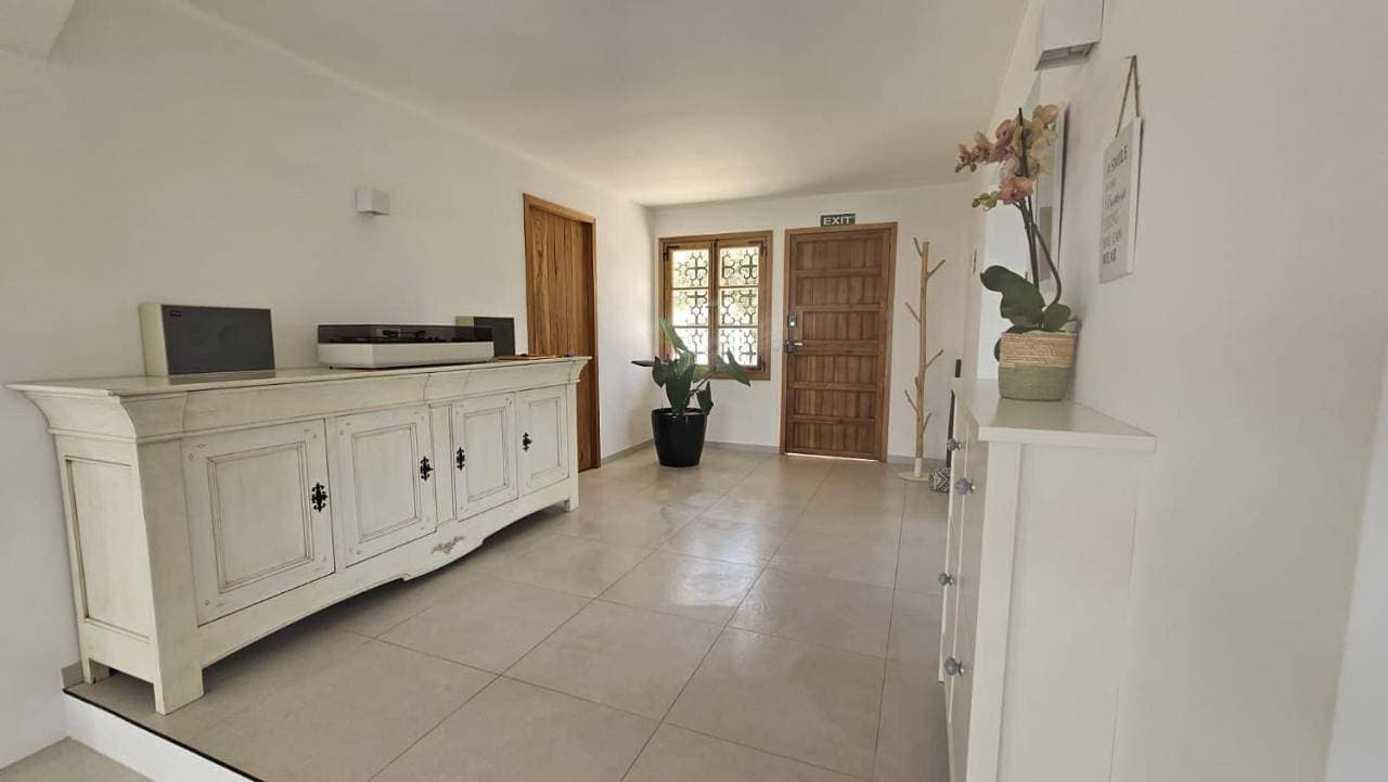 Foto 5 von 46: Four-Bedroom House