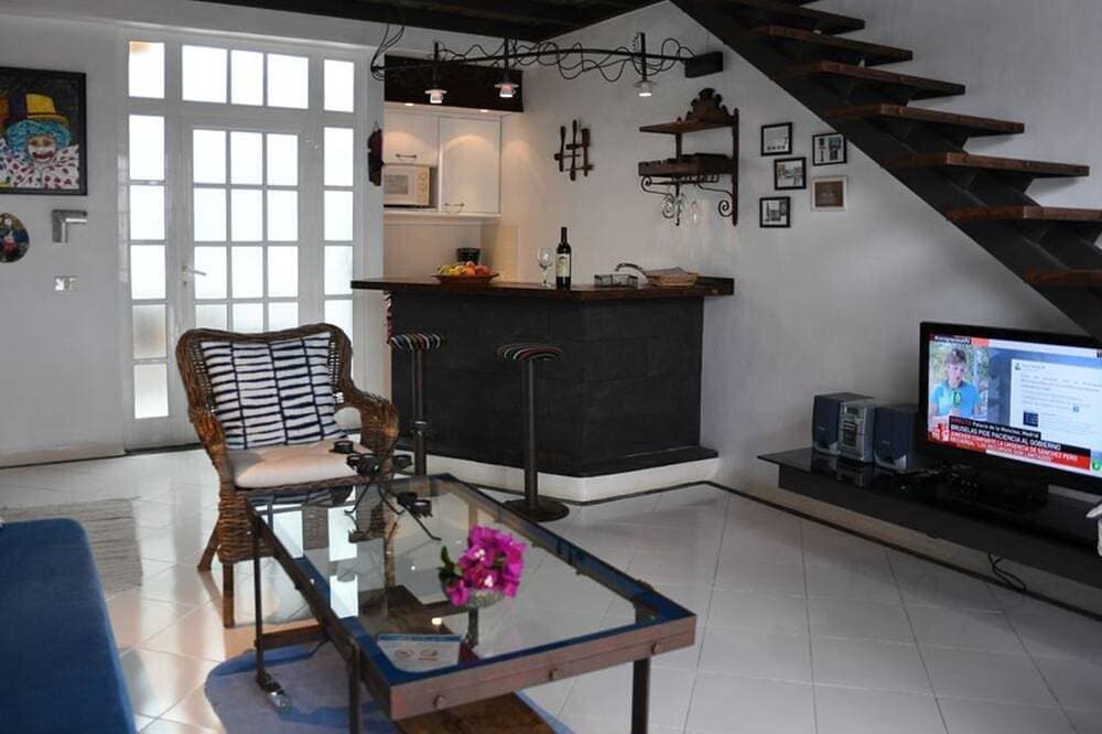 Foto 7 von 30: Maisonette Wohnung in einer Weinfinca mit Meer und Teideblick W-Lan