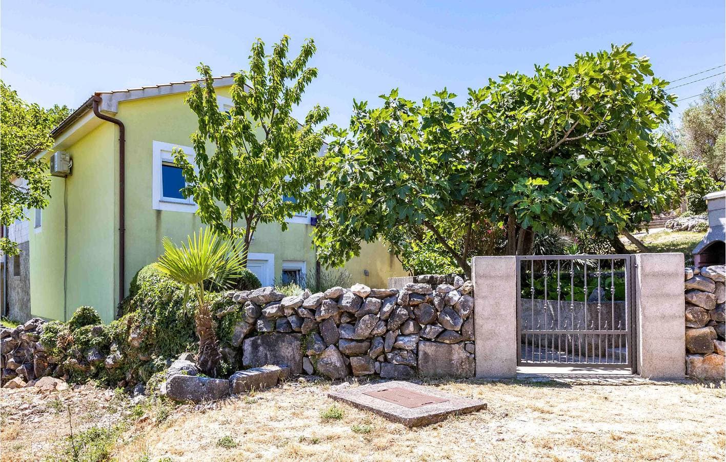 Gemütliche Ferienwohnung mit Terrasse, Klimaanlage und Parkplatz – 1,5 km vom Strand entfernt 1