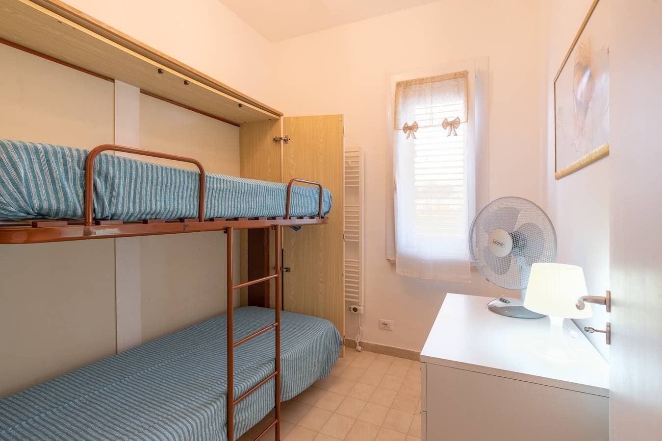 Foto 11 von 34: Ferienwohnung 'Casa Rossa' mit Meerblick, Veranda und WLAN