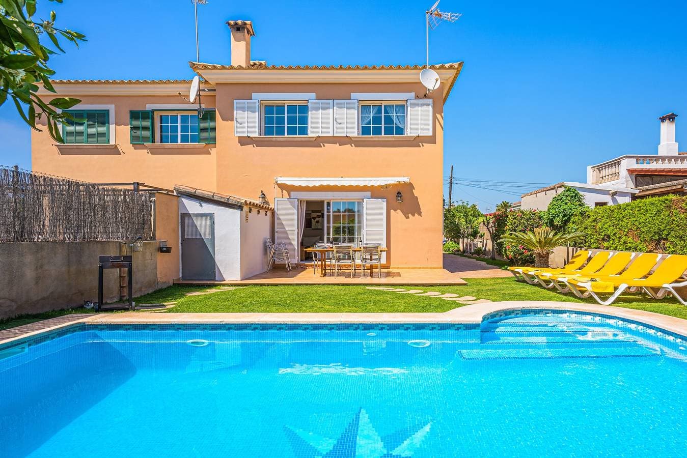 Foto 3 von 25: Ferienhaus Casa las Bahias mit Pool, WLAN, Klimaanlage, Terrasse und Garten; Parkplatz vorhanden