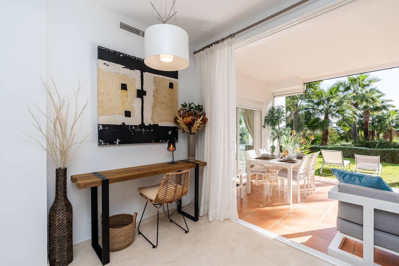 Foto 8 von 49: Charming 2-Bed Retreat Alcazaba Lagoon