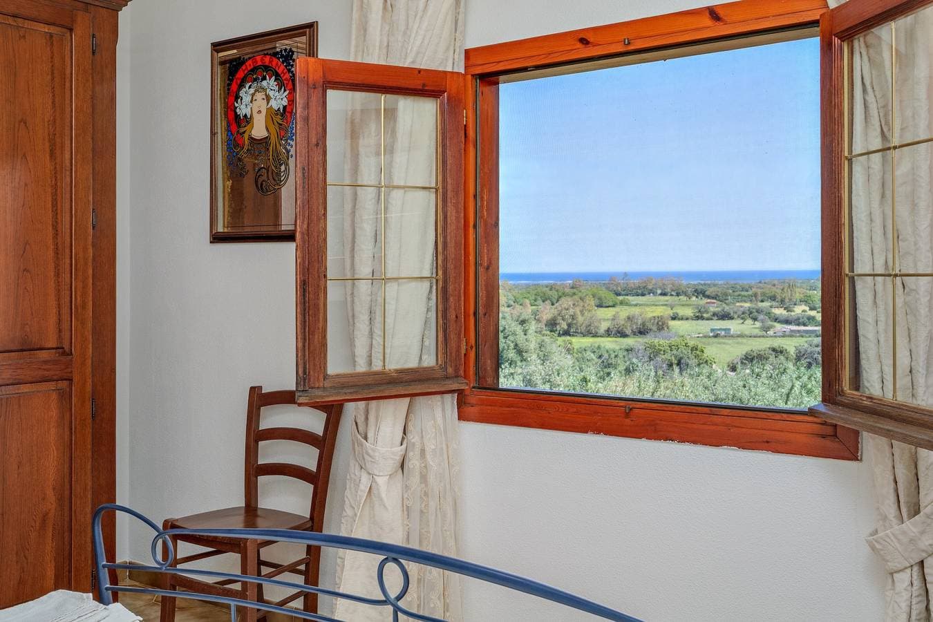 Foto 13 von 25: Villa Montalmutu mit Meerblick, WLAN und Klimaanlage