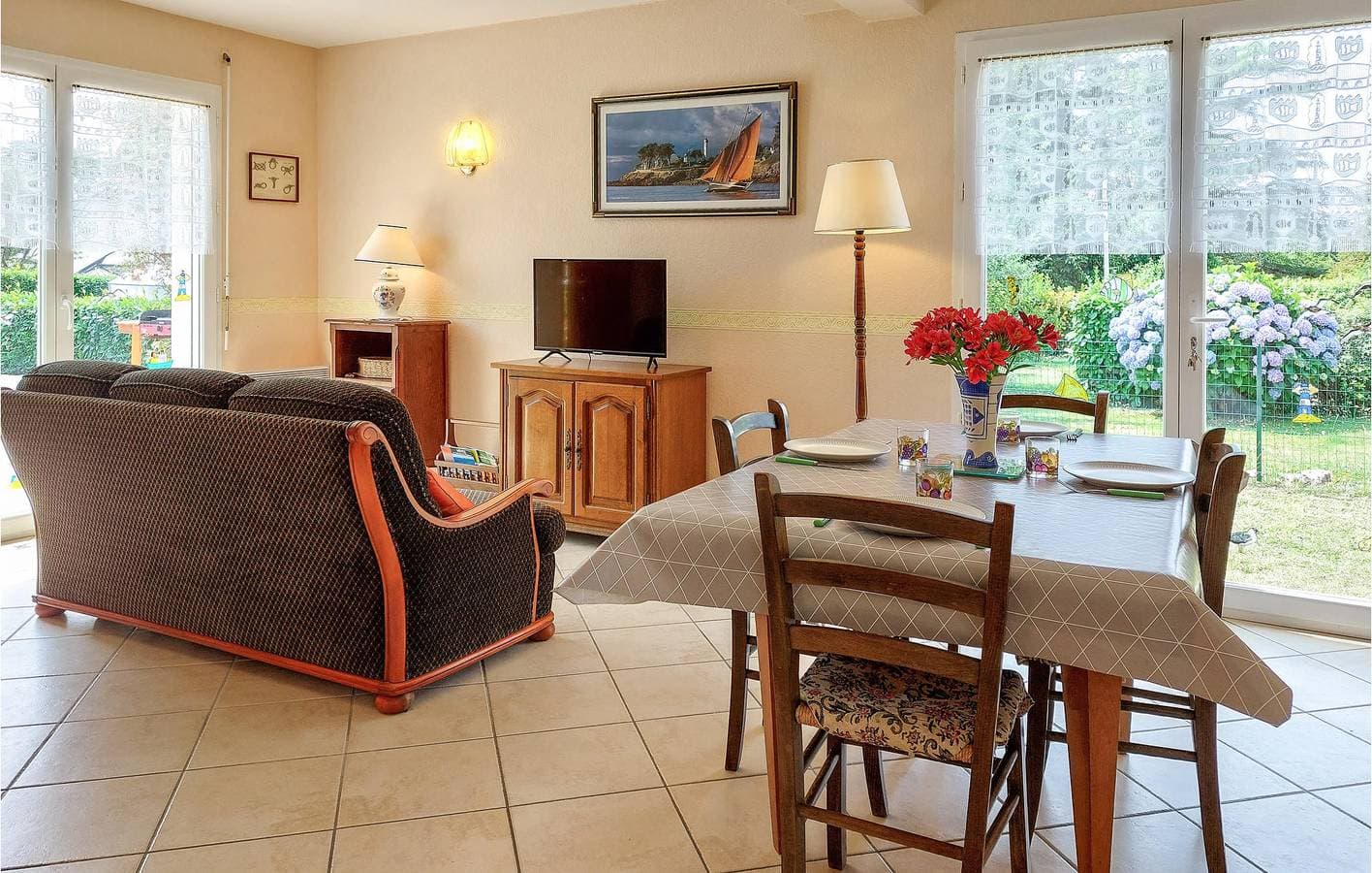 Foto 5 von 25: Gemütliche 70m² Wohnung: Parkplatz, TV, Garten, Internet - 2,5km von Plage du Kerrou