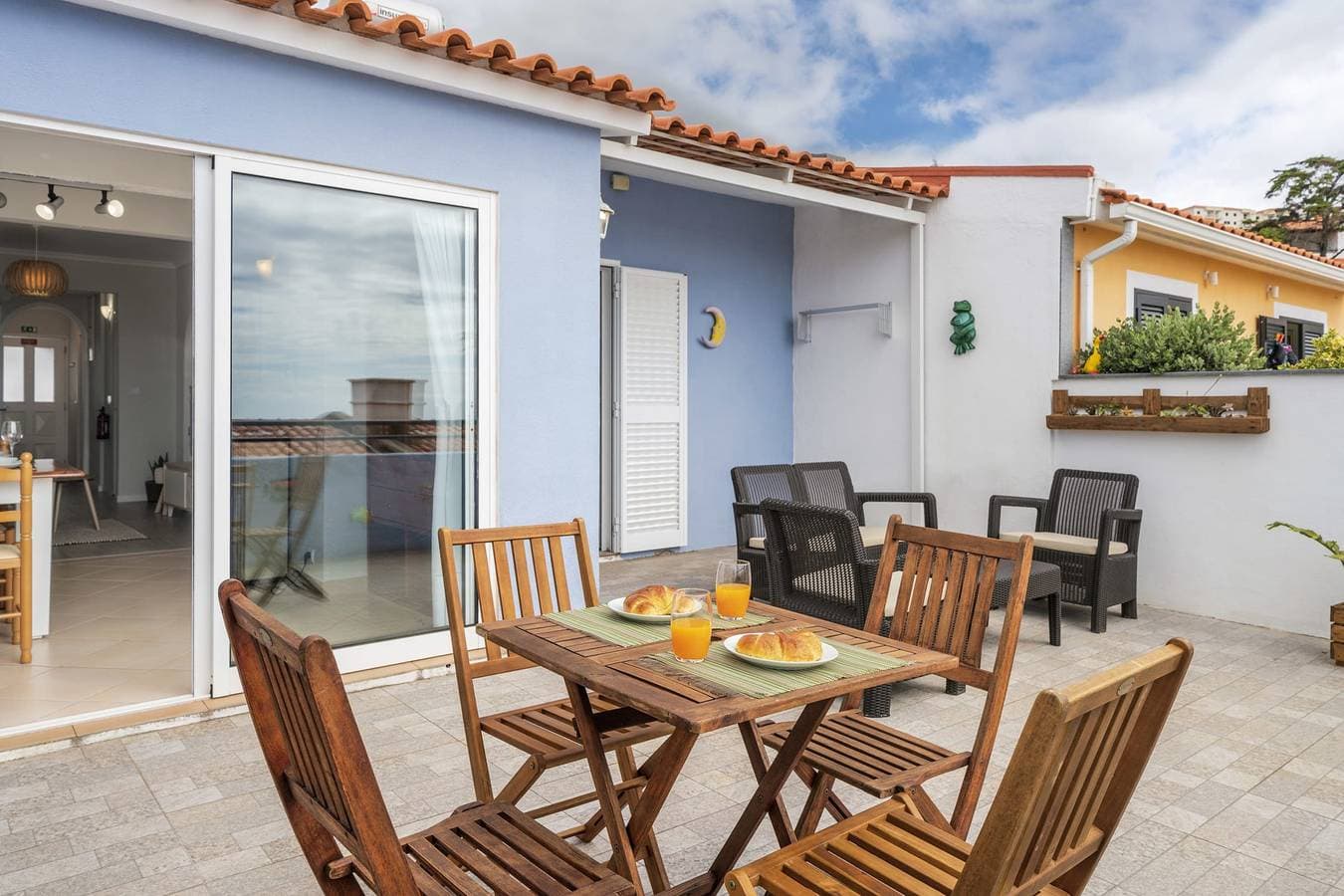 Erdgeschoss mit Außenbereich - Terrasse Vila II 1