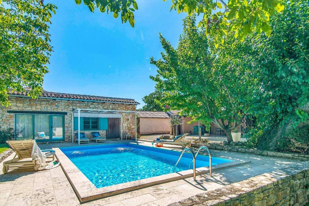 Villa Marelica by Villa Plus 1
