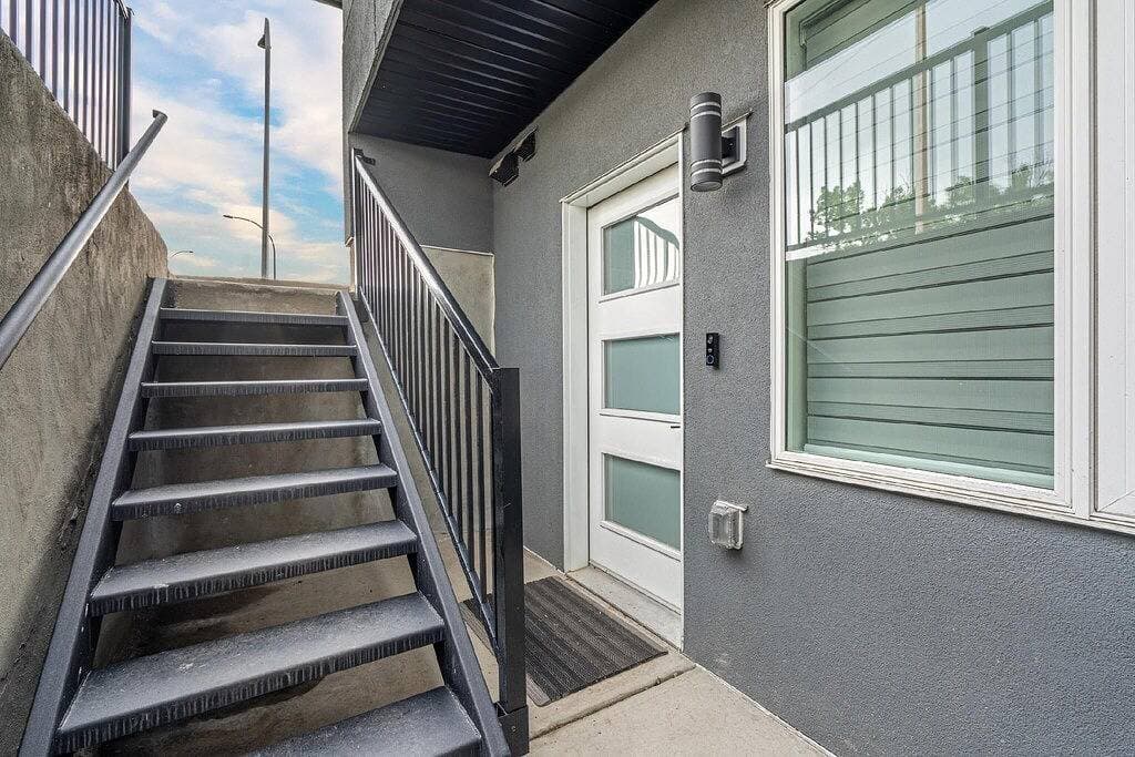 Foto 2 von 29: Cozy 1Br, Pet-Friendly Suite Near Marda Loop
