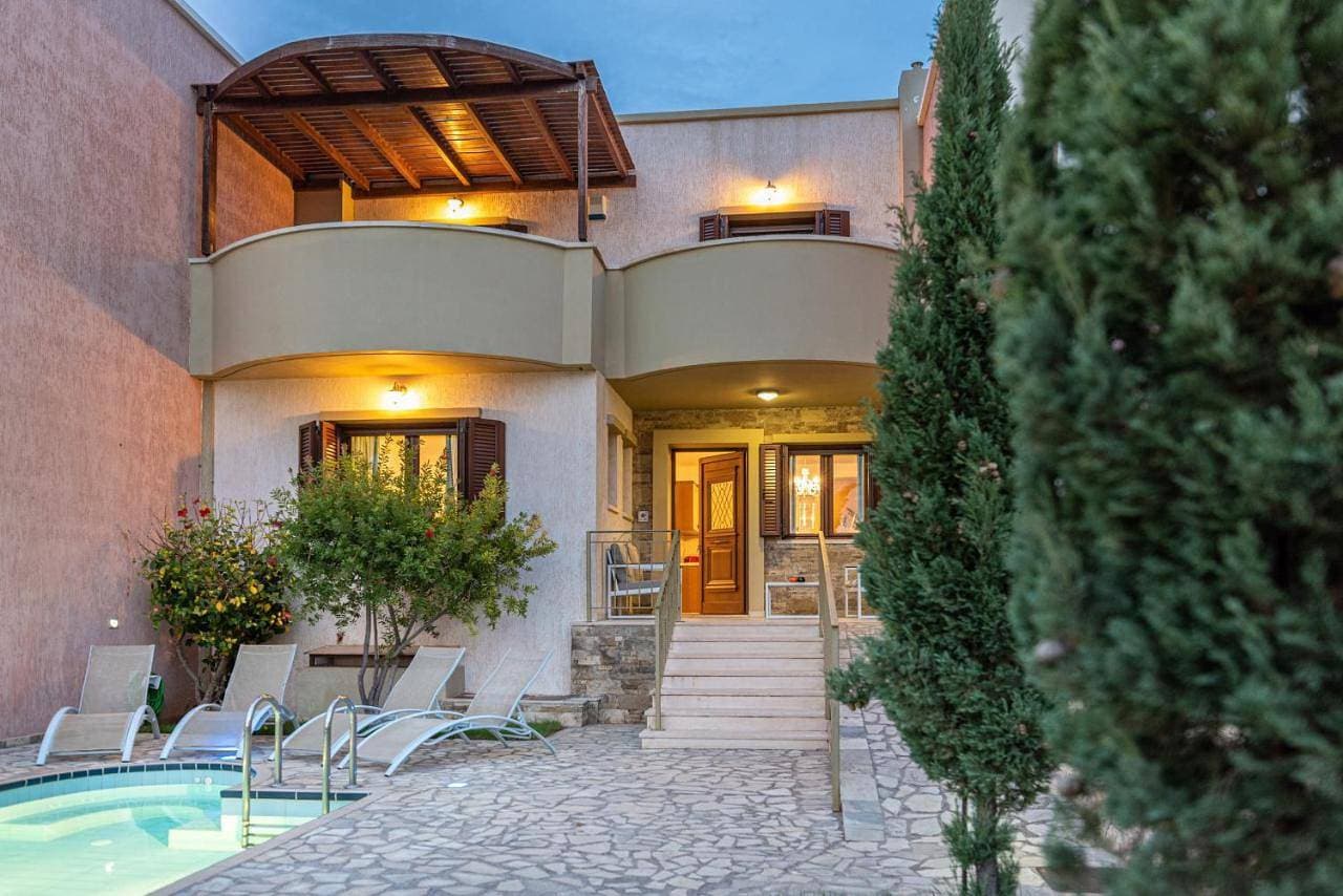 Pearls Of Crete - Holiday Residences 1