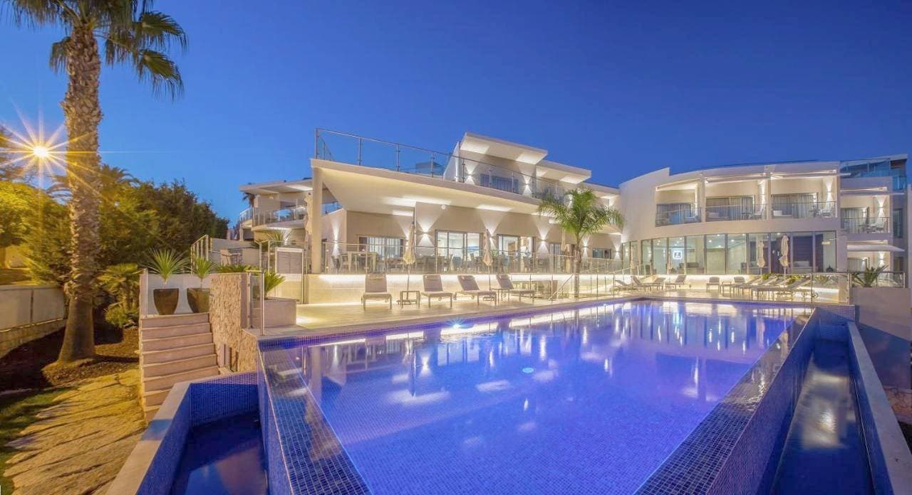 Foto 8 von 34: Caneiros Luxury House & Suites
