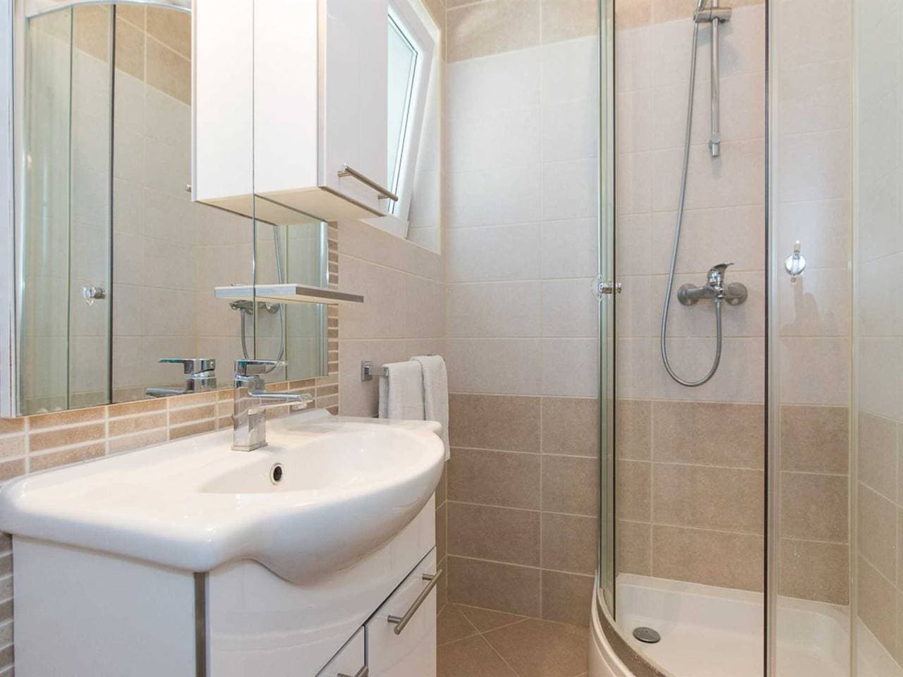 Foto 11 von 14: Ferienwohnung Josip 2 mit Meerblick