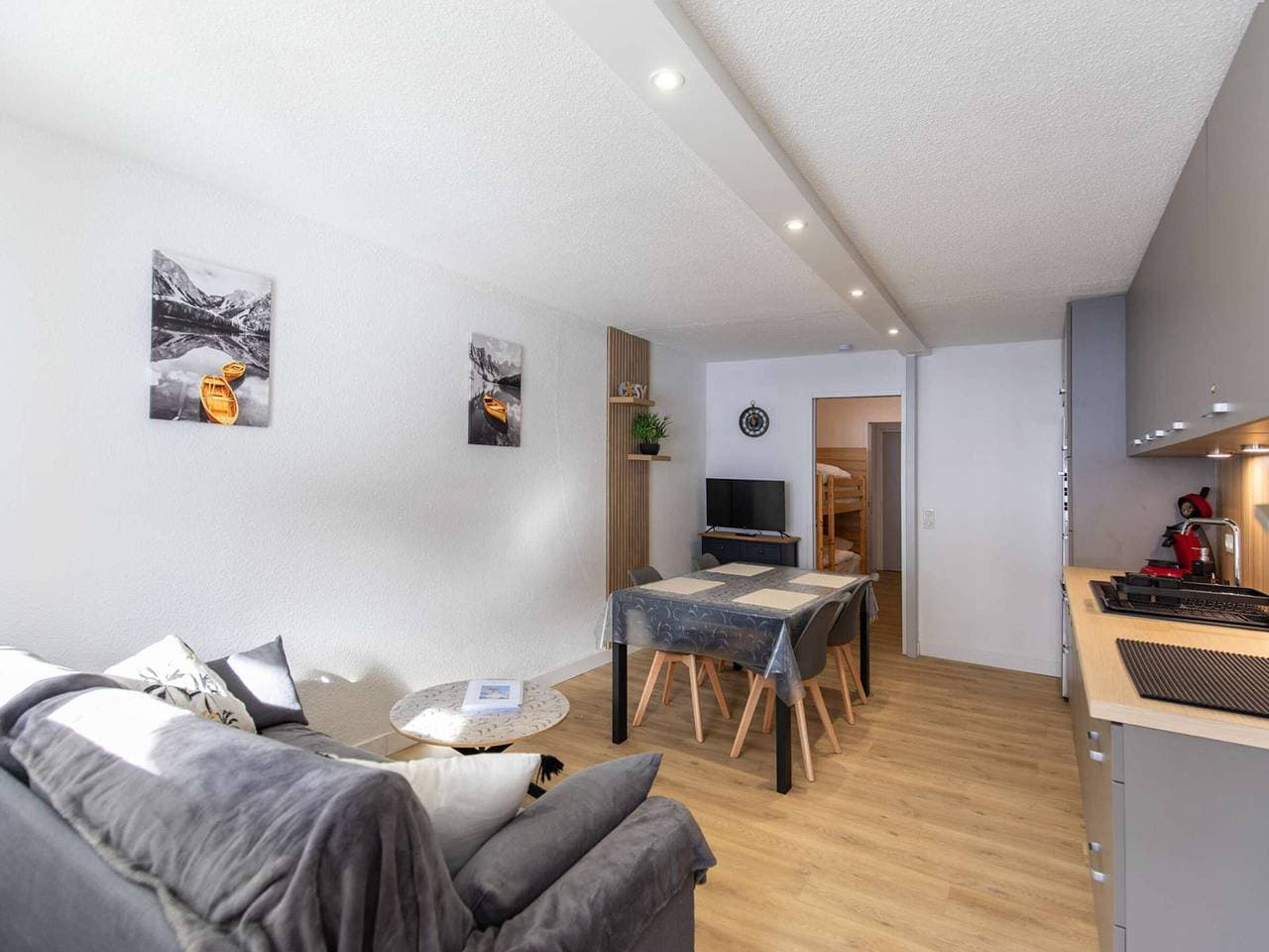 Renoviertes Studio für 6, Südbalkon, nah an Pisten, moderne Ausstattung 1