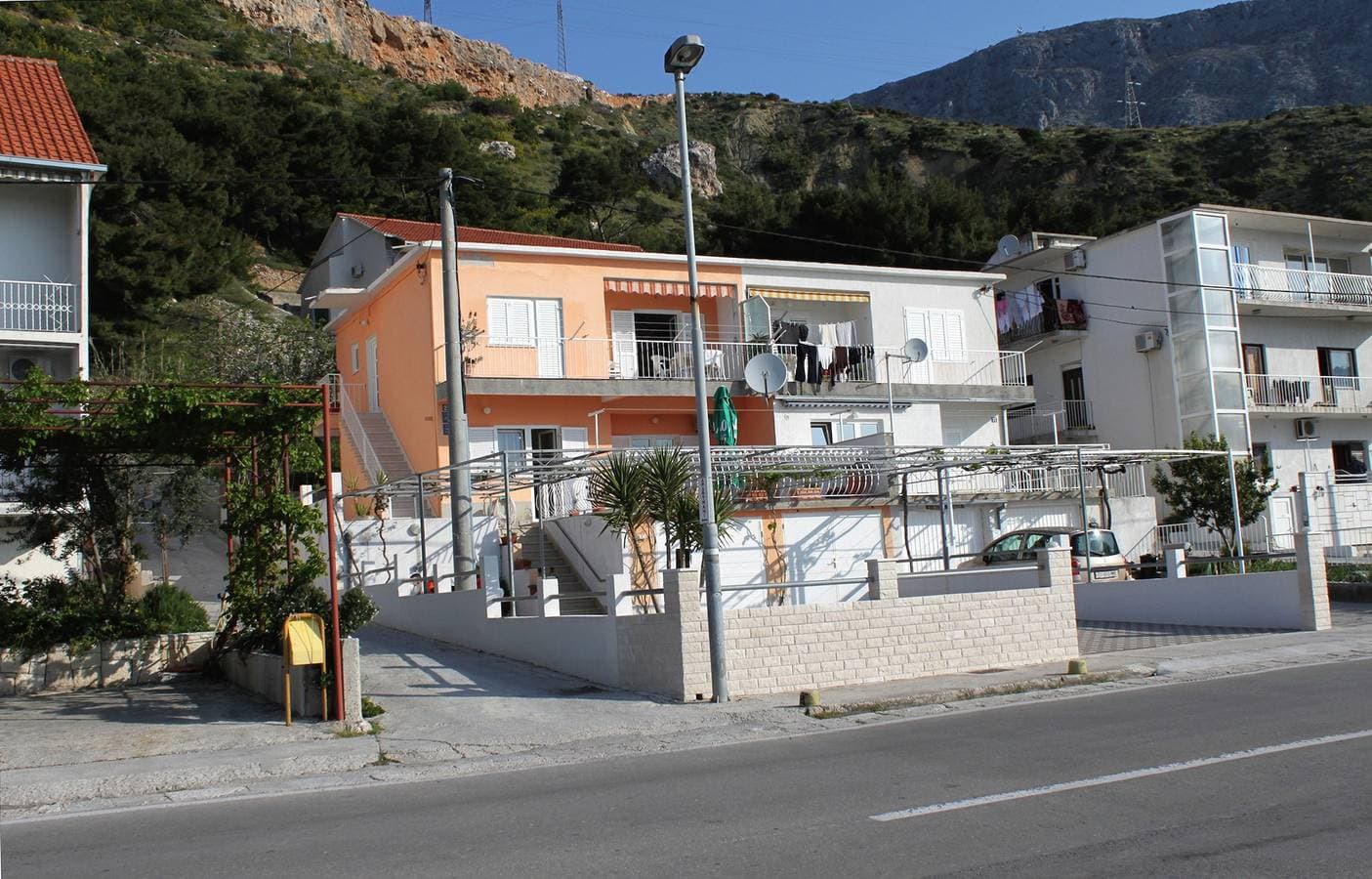 Foto 4 von 29: 1-Zimmer-Ferienwohnung am Strand Duce, Omis A-5275-a