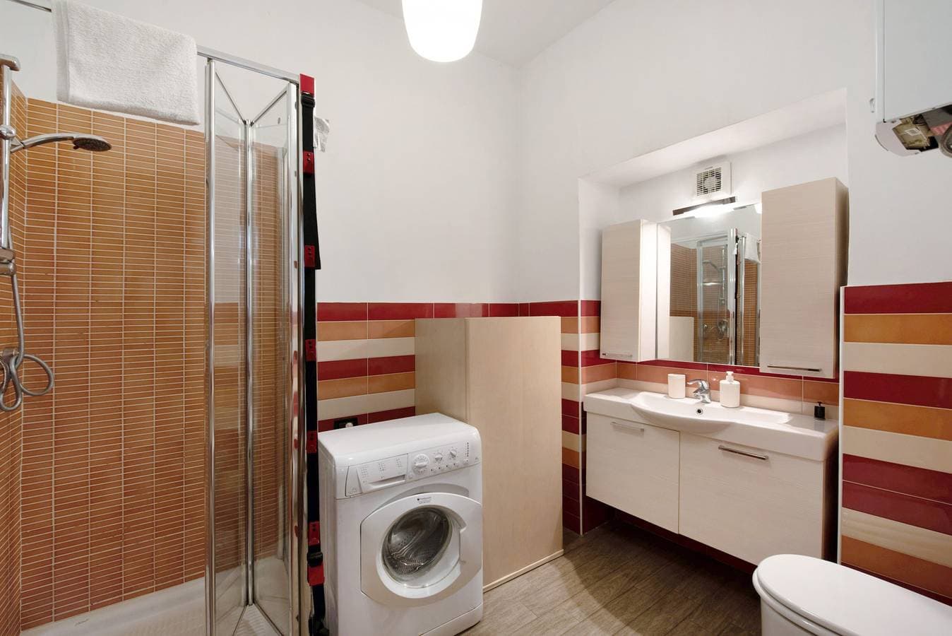 Foto 9 von 28: Apartment 'Flat im Herzen des Zentrums' mit WLAN und Klimaanlage