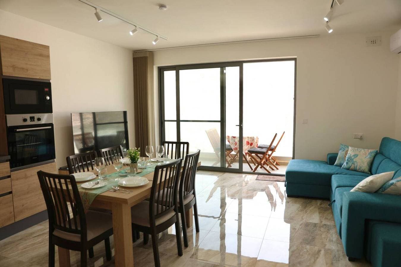 Foto 2 von 45: Ferienwohnung für 5 Personen mit Balkon