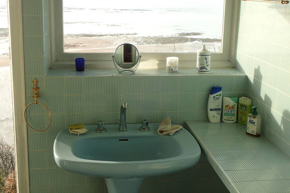 Foto 4 von 30: Charming 2-bedroom house  face the sea,  magical stay in calm nature