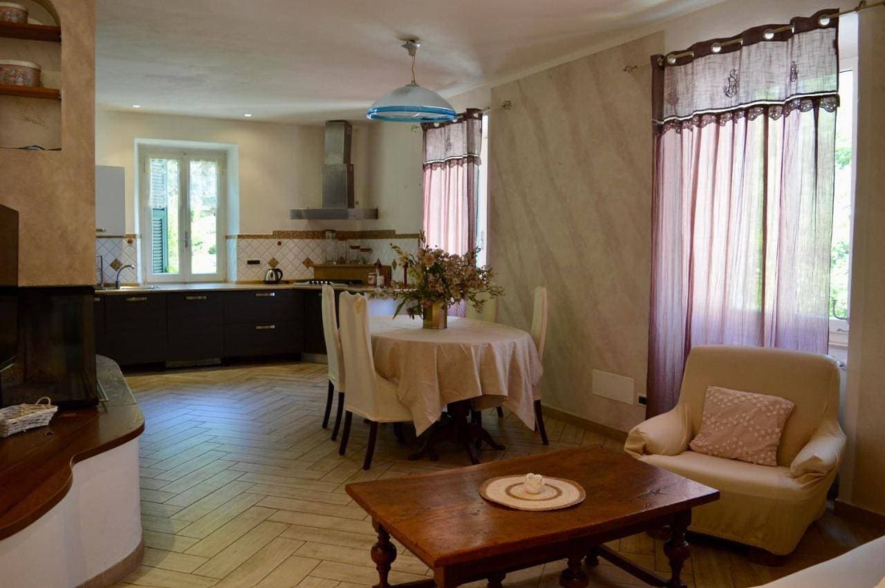 Foto 4 von 28: Two-Bedroom House