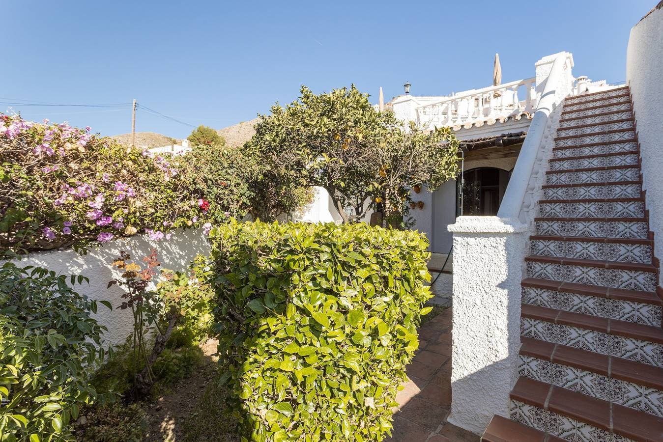 Foto 5 von 25: Villa Casa de JuneMor – Gemeinschaftspool, Dachterrasse & Panoramablick, Nerja