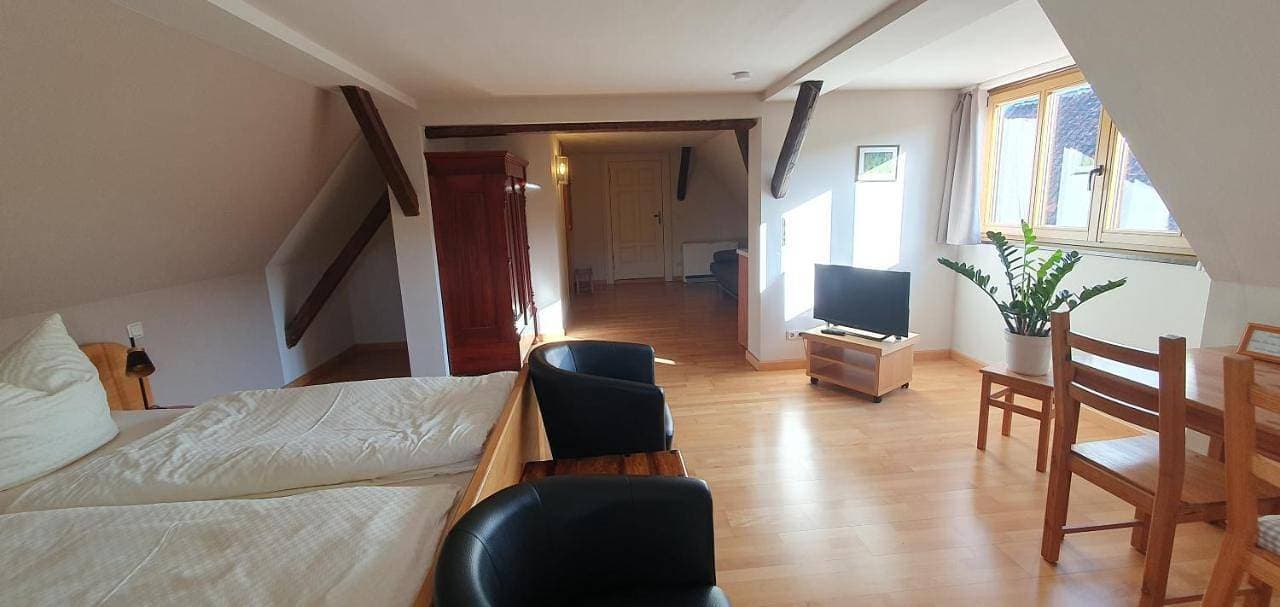 Foto 4 von 9: Small Double Room