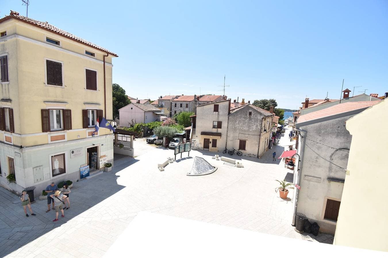 Foto 5 von 29: Sea View Apartment 40m From The Beach