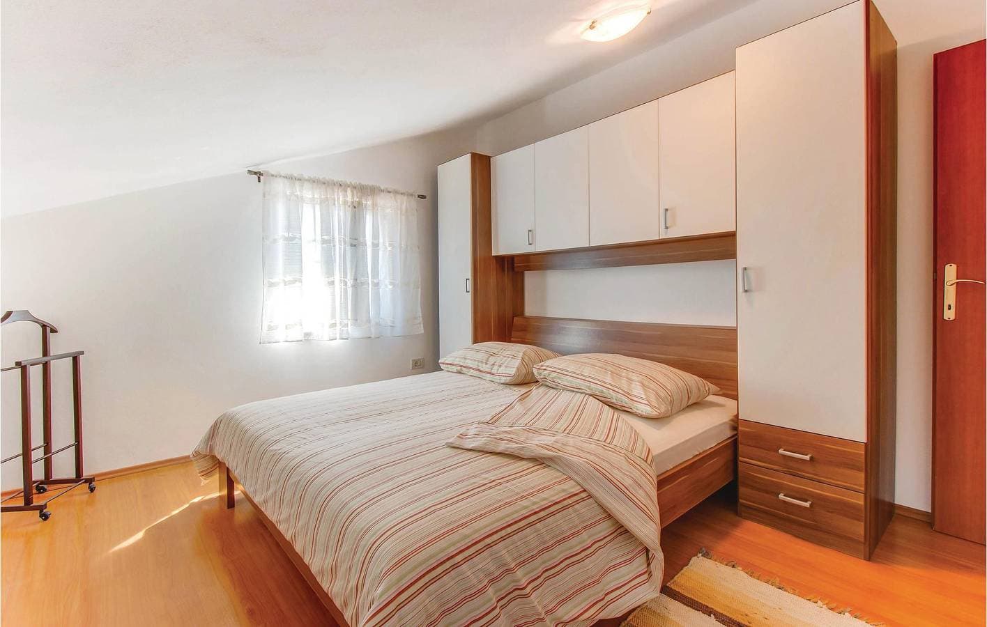 Foto 7 von 35: Gemütliche Ferienwohnung mit Meerblick, Terrasse und Parkplatz, 1000 m von der Küste entfernt