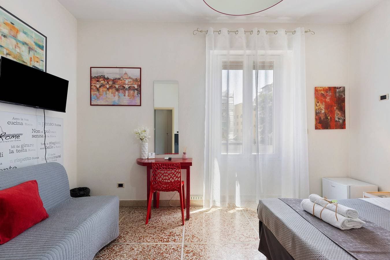 Foto 8 von 14: Zimmer 'Camera Tripla - Trastevere' mit WLAN und Klimaanlage
