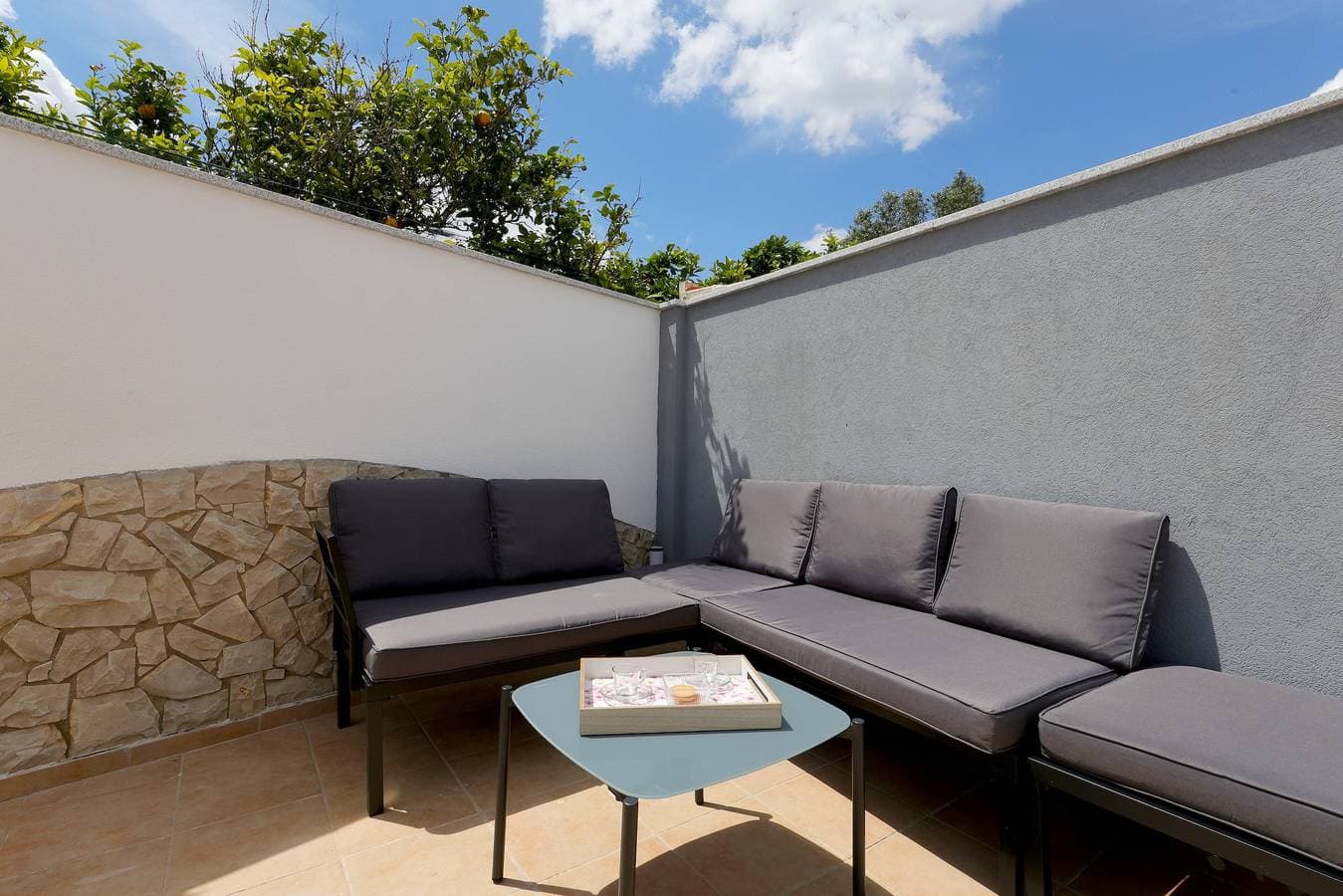 Foto 3 von 36: Casa Sun Zen – Villa mit 4 Schlafzimmern, Pool und Billardtisch