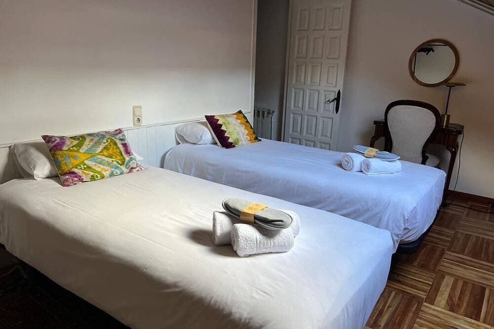 Foto 4 von 30: Puigcerdà VIII - Drei Schlafzimmer Wohnung, Schläft 7