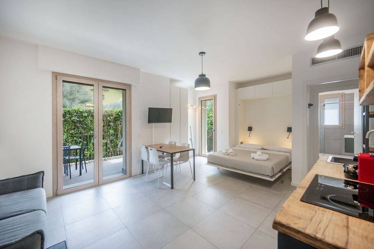 Foto 3 von 9: ApartmentsGarda - Eleonora Studio 7