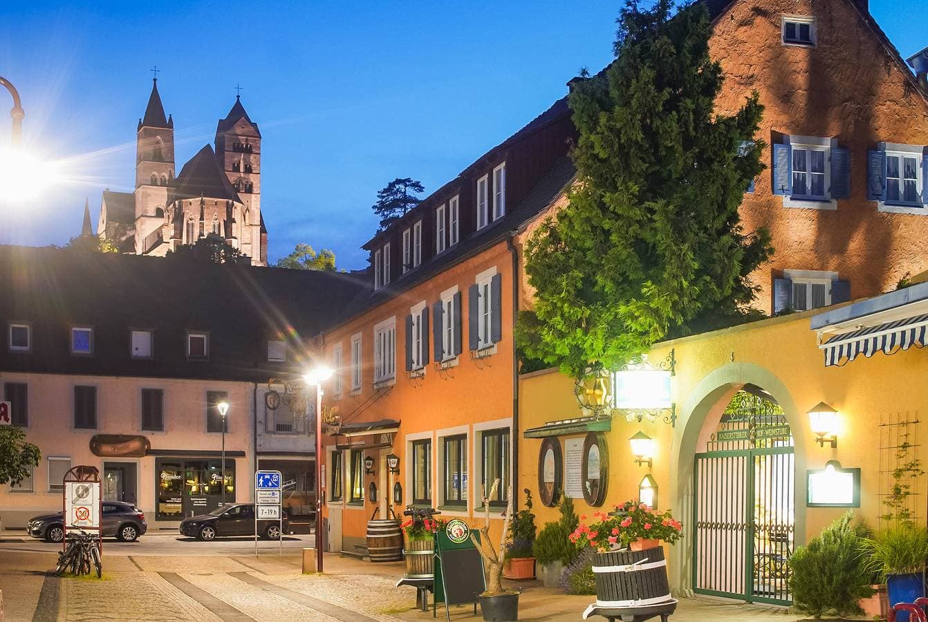 Foto 7 von 98: Kaiserstühler Hof, Hotel-Restaurant - Doppelzimmer Standard