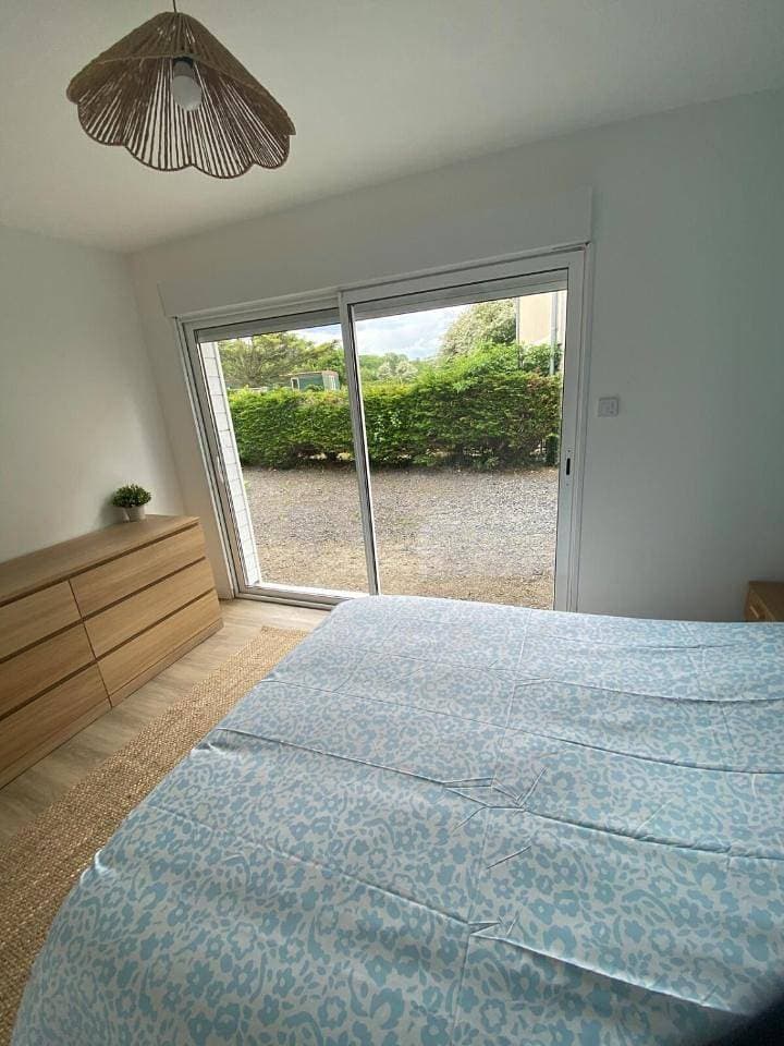 Foto 10 von 30: Three-Bedroom House