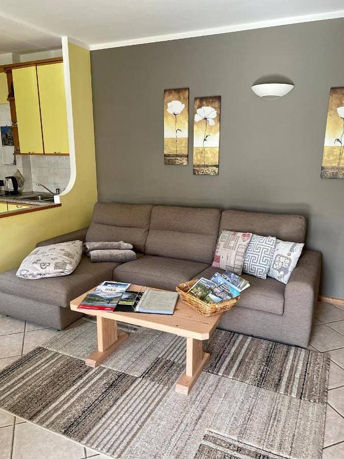 Foto 3 von 61: Two-Bedroom Apartment - Ground Floor