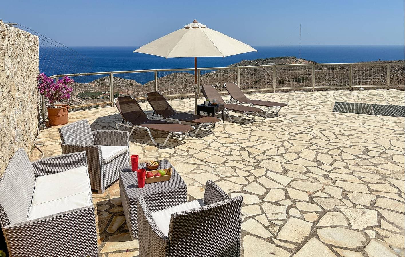 Foto 4 von 37: Apartment mit Meerblick, Pool und WLAN, Almyrida