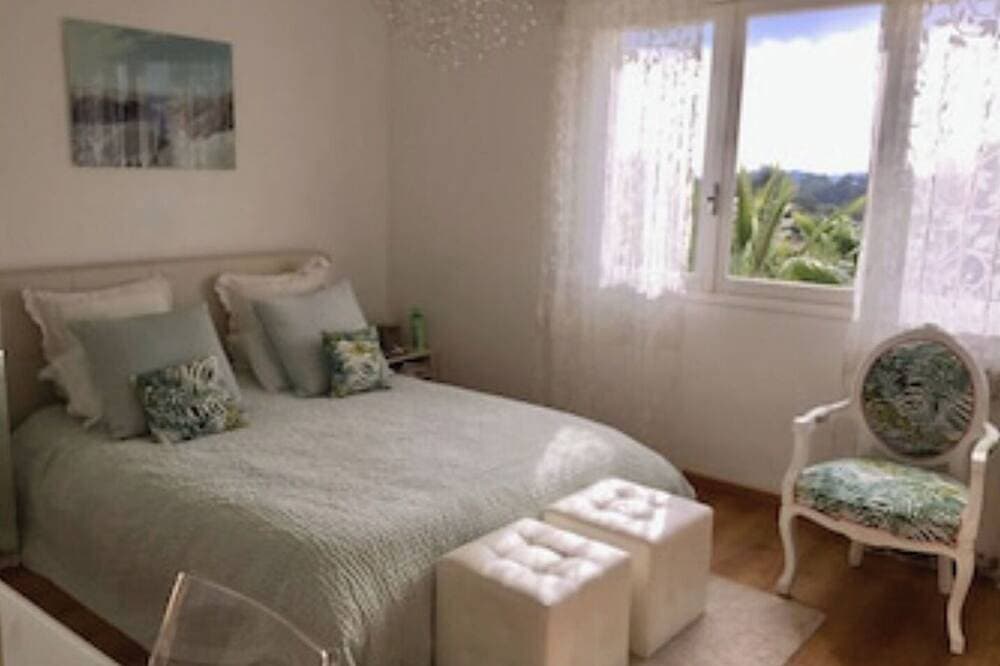 Foto 3 von 30: Californian style villa, 8 people, heated pool 5 min from the beach