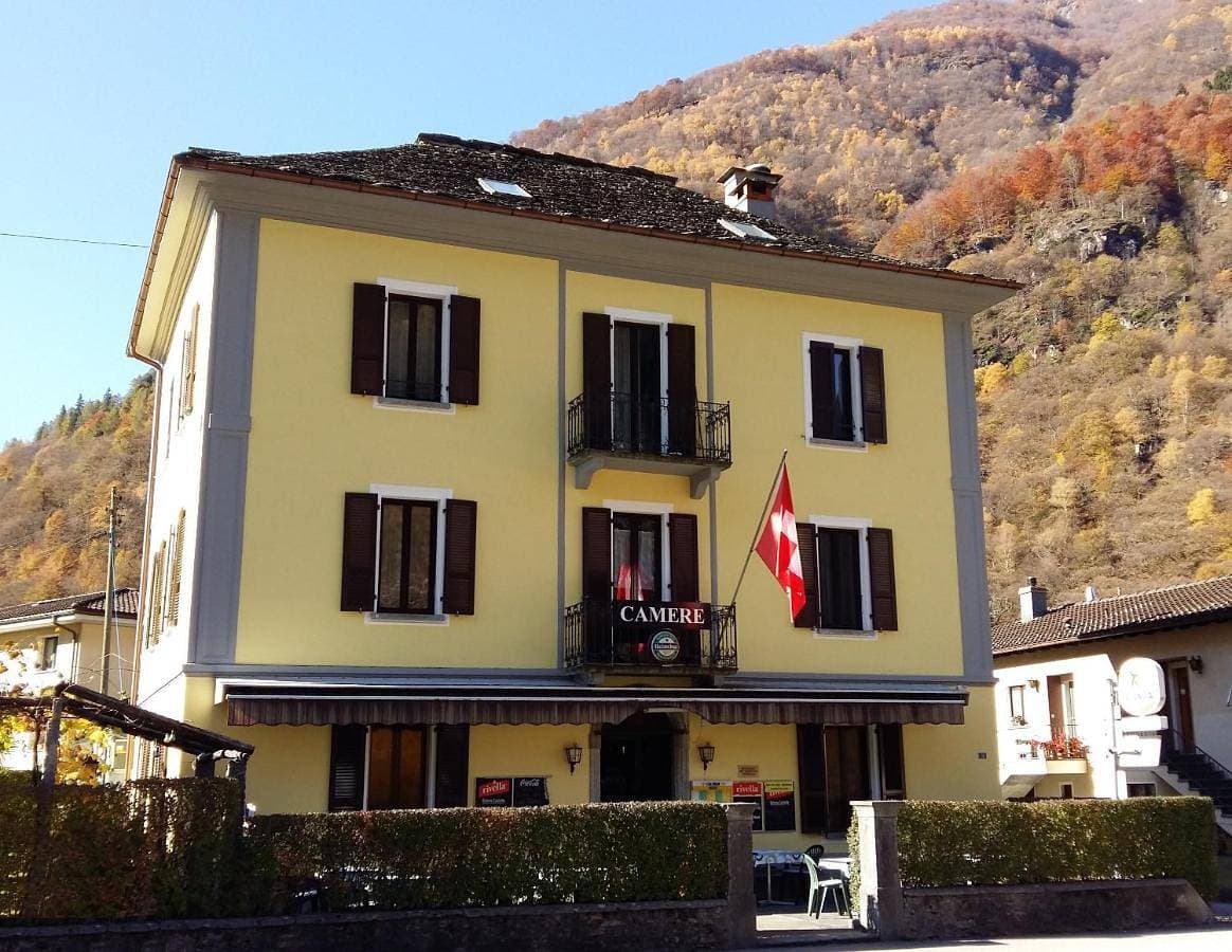 Castello Osteria & Pizzeria 1