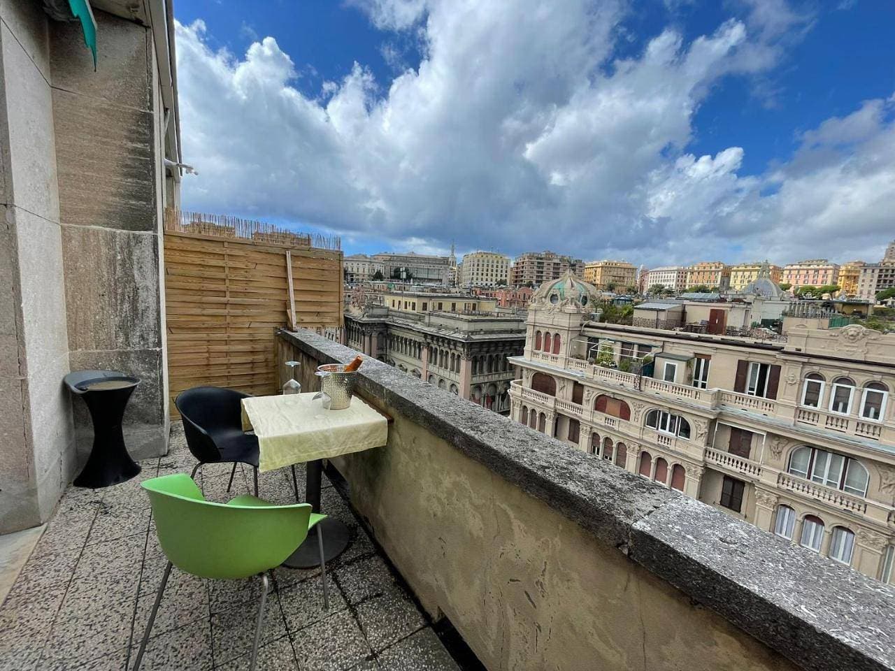 Foto 8 von 46: Double Room with Balcony