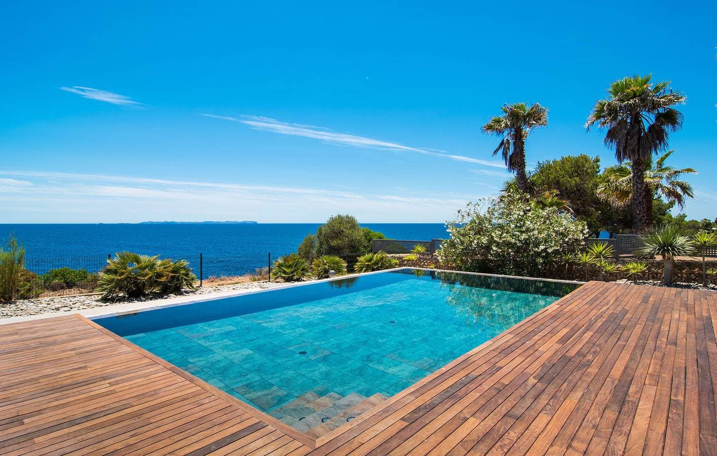 Foto 8 von 41: Apartment mit Meerblick, Pool, Grill und AC in Vallgornera