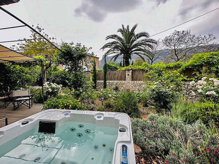 Foto 11 von 15: Villa für 2 Personen mit Garten