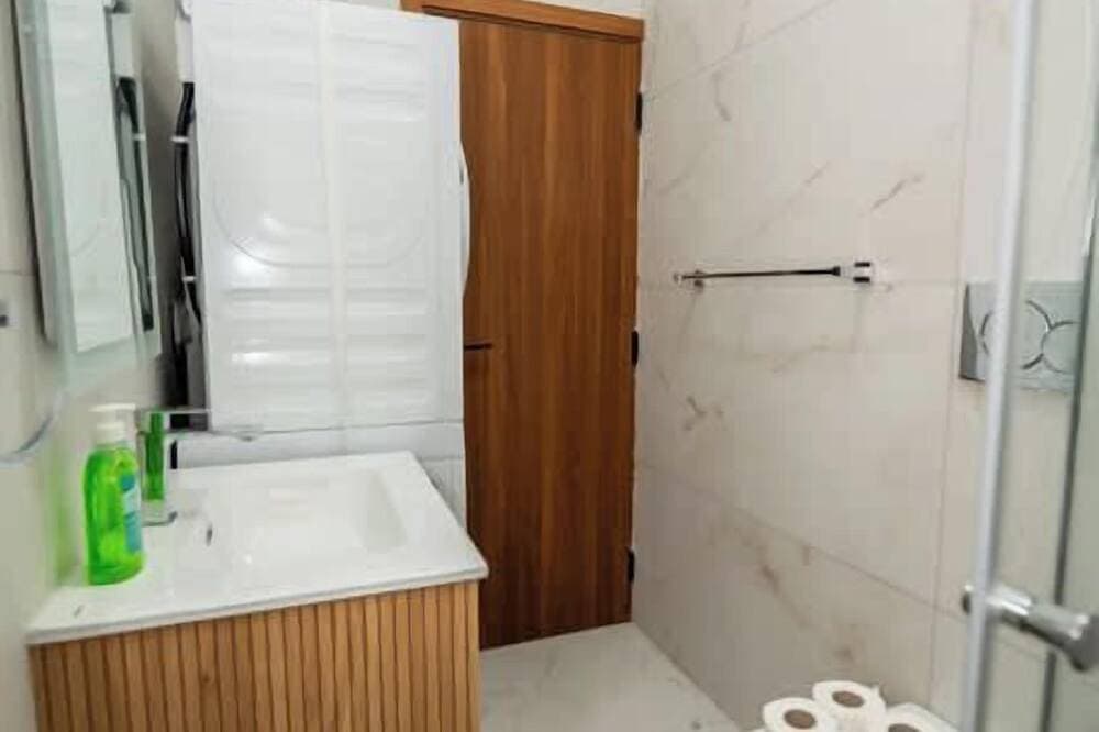 Foto 7 von 15: Cosy 1Br Apt In Qawra - Few steps from the sea