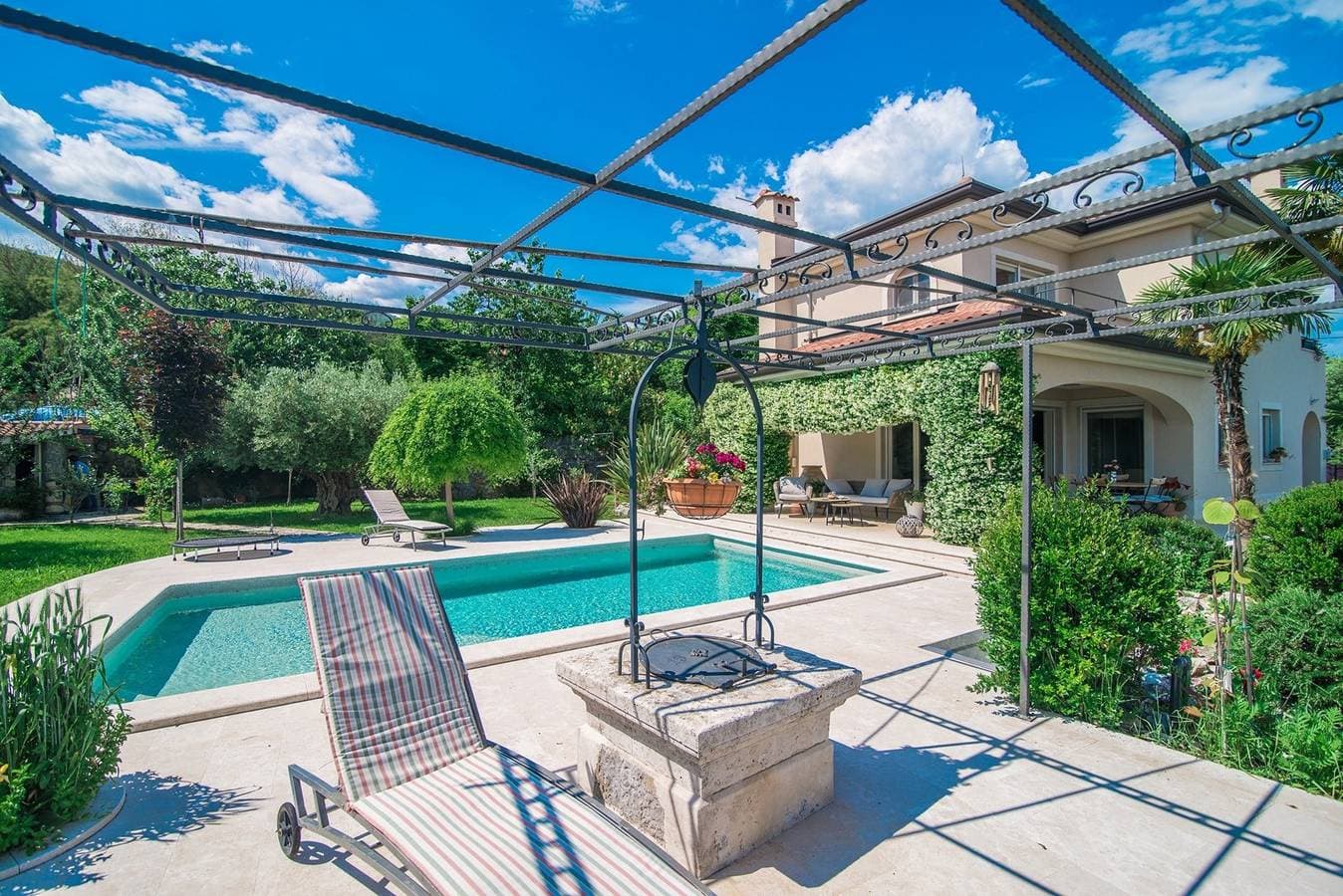 Foto 4 von 27: Studio-Apartment in der Villa Arta