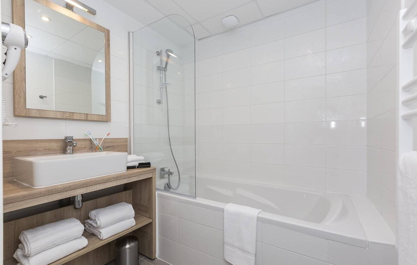 Foto 3 von 16: Ferienwohnung für 4 Personen mit Pool