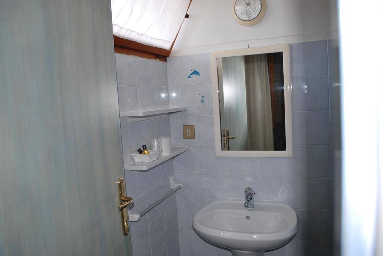 Foto 11 von 12: Double or Twin Room