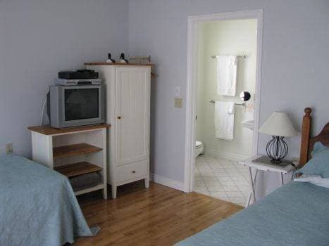 Foto 8 von 9: Twin Room - Disability Access