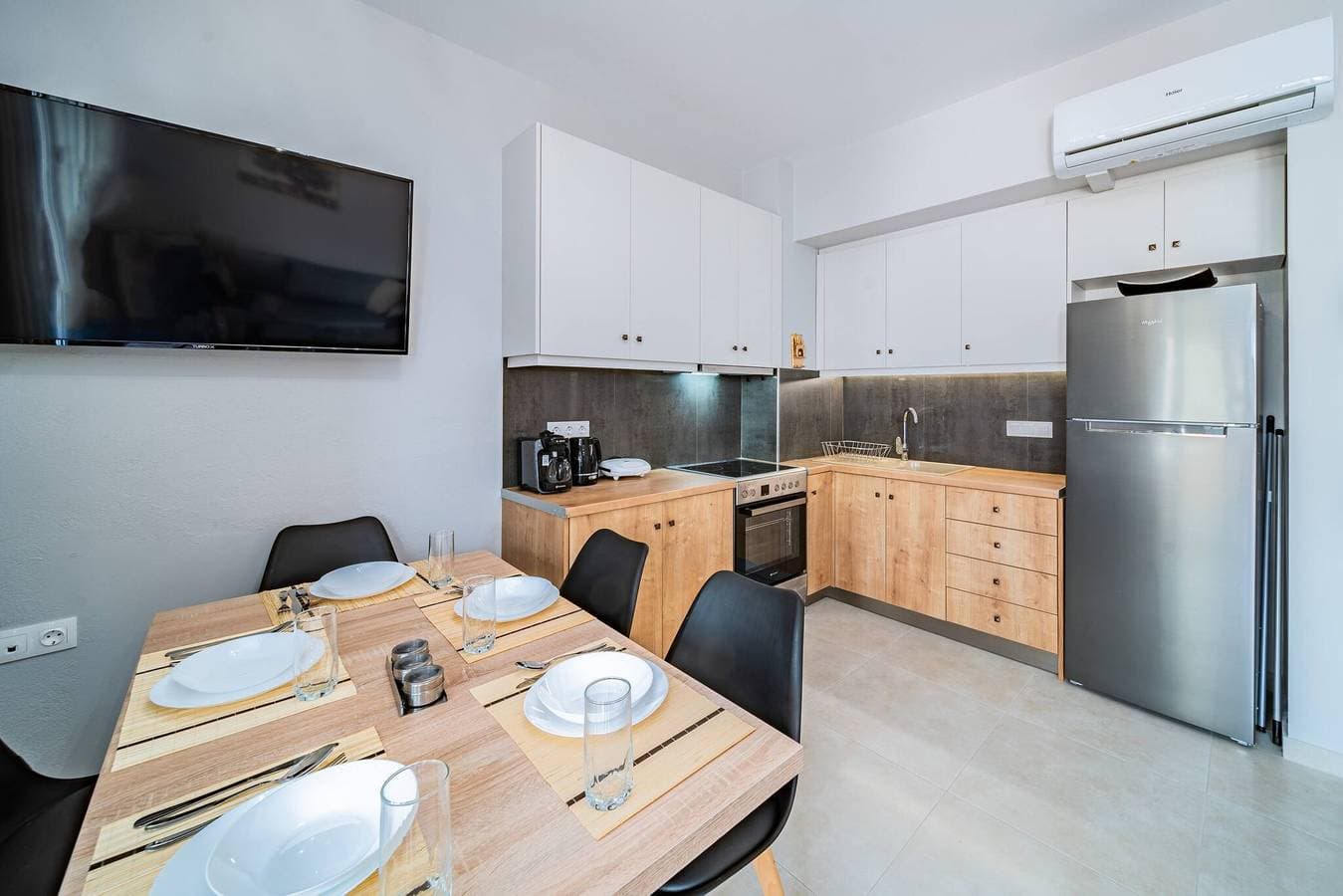 Foto 5 von 17: Napoleon Olive Home 2bd 1ba