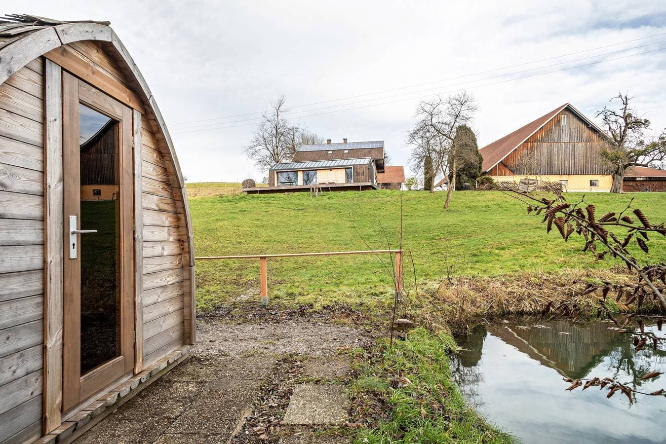 Foto 13 von 25: Ferienhaus 'Lachen' mit privater Terrasse, privatem Garten und Wi-Fi